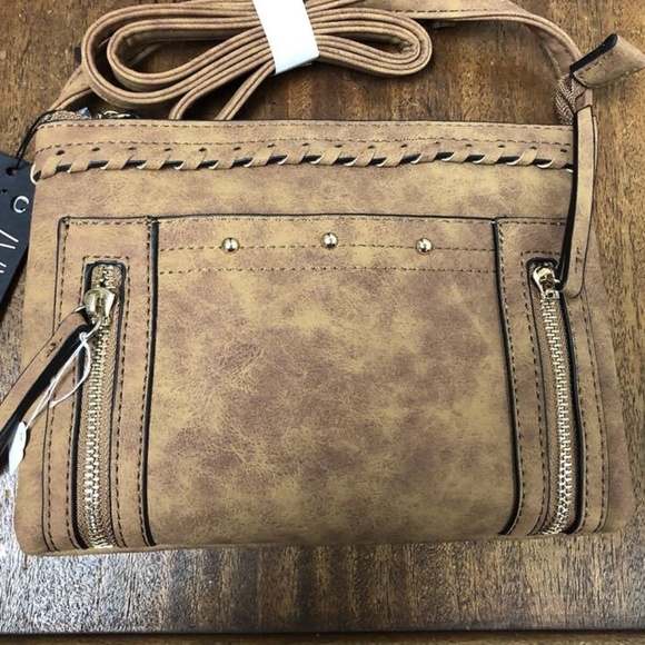 Violet Ray NYC ,Cocnag suede purse,cross shoulder strap,Zipper,Pockets.! - Picture 3 of 9